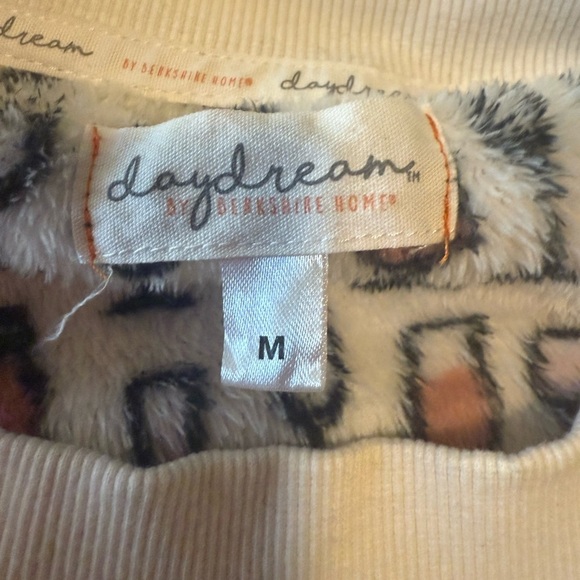 White and Red Cozy Pajama Set Intimates & Sleepwear - Picture 8 of 8